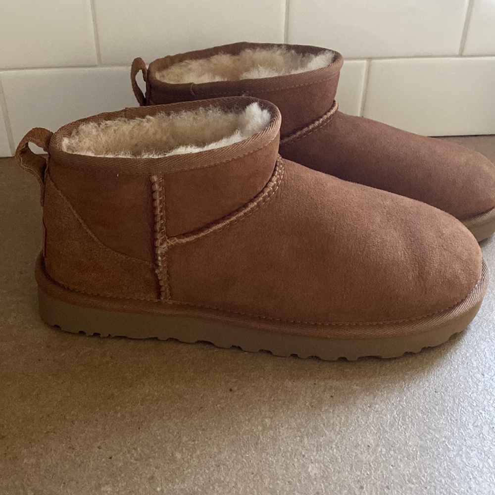UGG ultra mini boots chestnut
